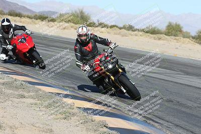 media/Dec-01-2025-Moto Forza (Mon) [[2daa91e15f]]/2-Intermediate Group/Session 4 (Turn 10 Inside)/